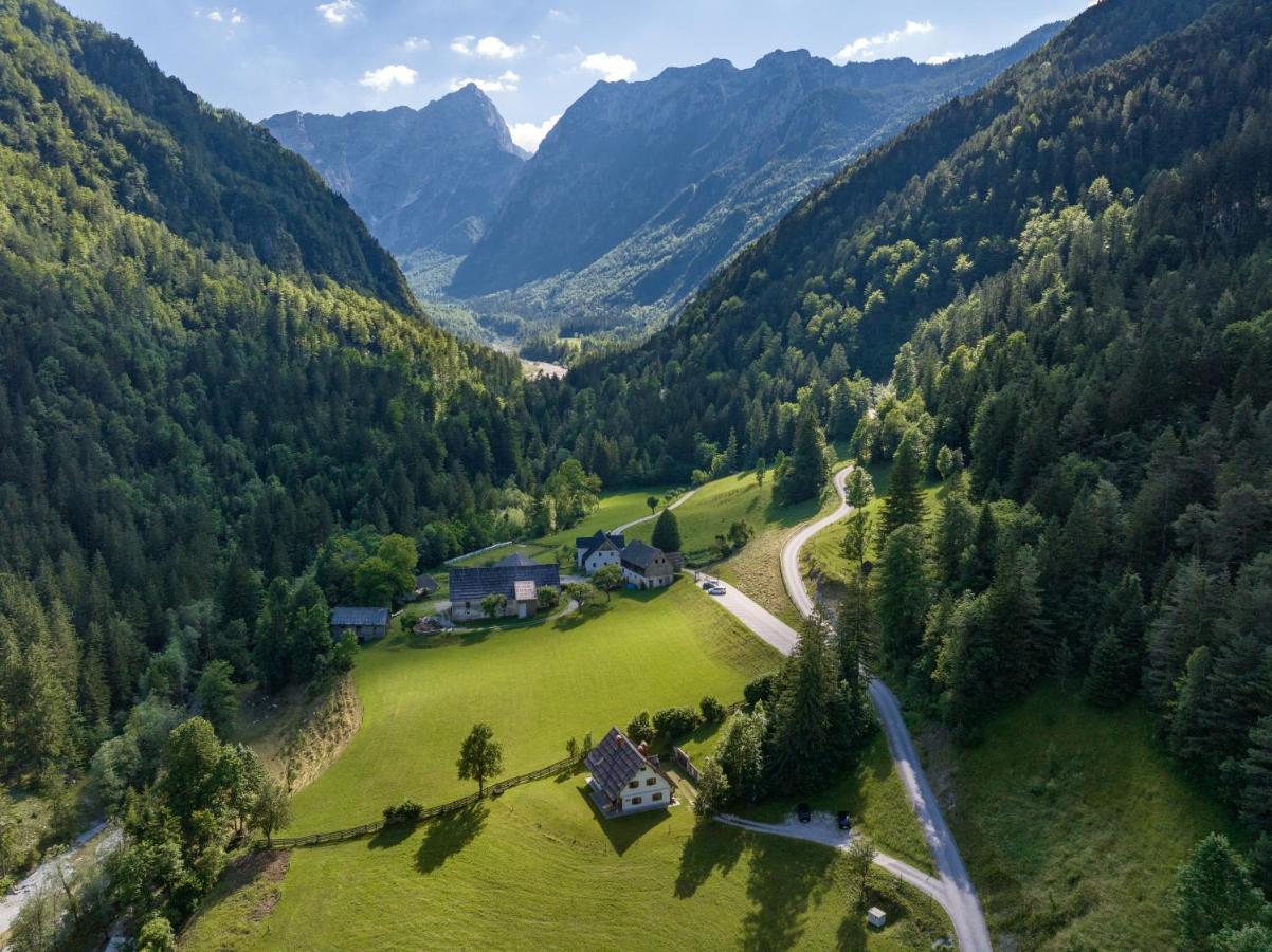 Mala Hisa Apartamento Solčava Exterior foto